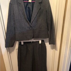 Gray Women's‎ Skirt Suit